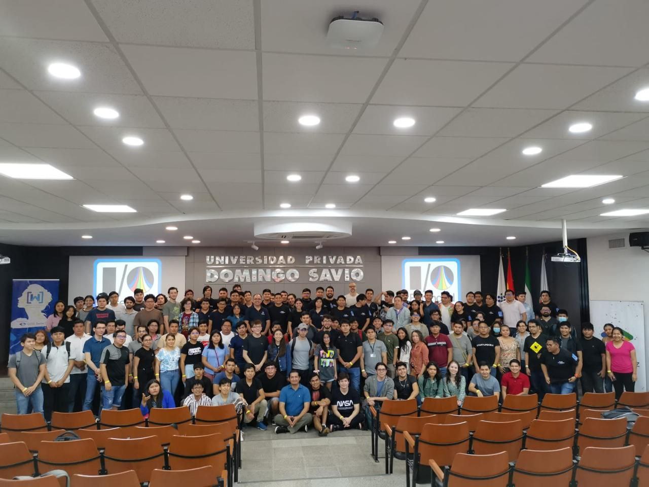 Group photo with the full DevFest Santa Cruz audience in the auditorium